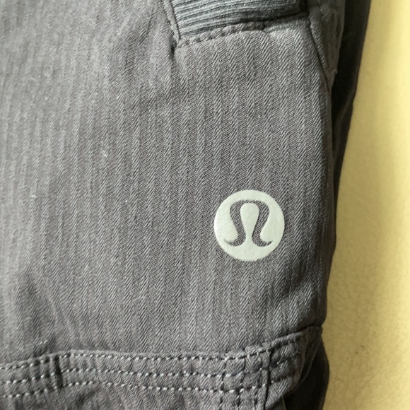 LULULEMON full length studio pant (older model) - Picture 5 of 7